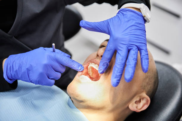 Best Cracked Tooth Emergency Dentist  in Clive, IA